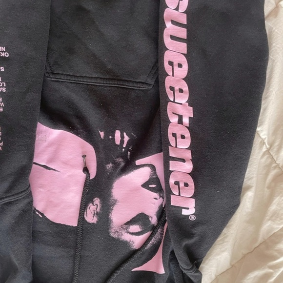 ariana grande merch - Picture 3 of 5